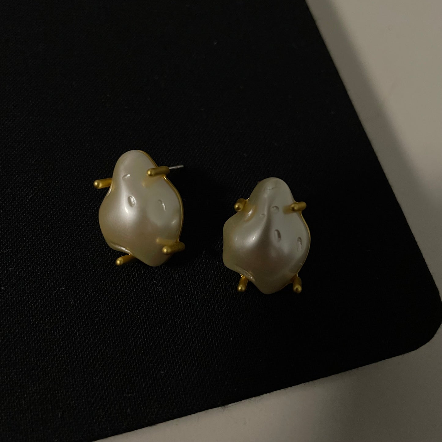 Pearls Earrings